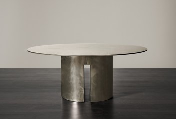 Gong dining table 03-1830x1245